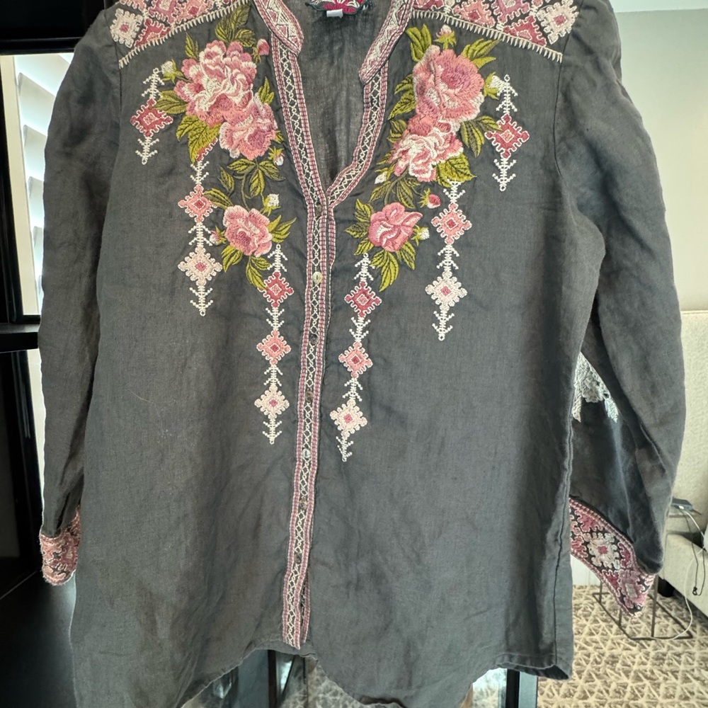 Johnny Was Gray Button Up Tunic with Pink and cream Floral Embroidery